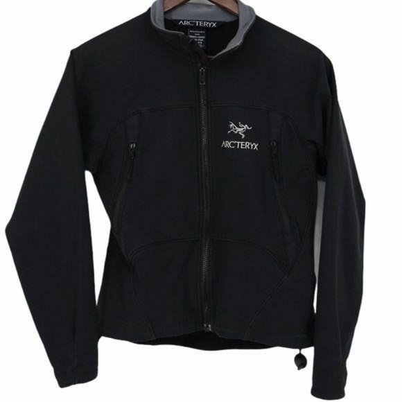 Arc'teryx Jackets & Blazers - Arc'teryx black windbreaker jacket women's small